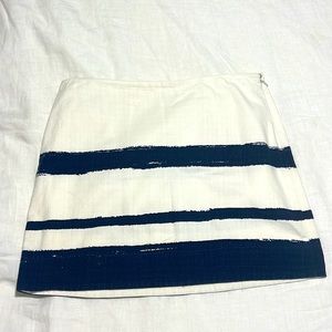 Navy/white mini skirt